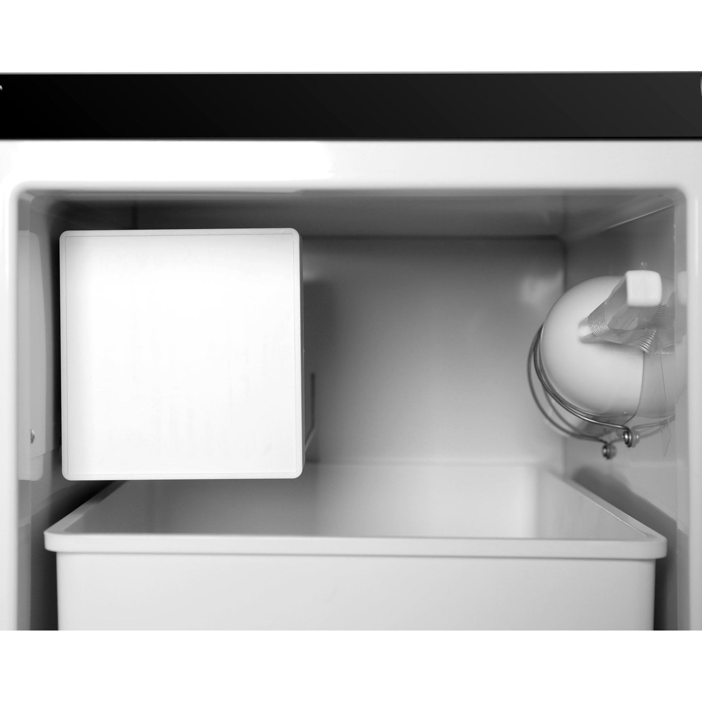 EdgeStar IB250 15 Inch Wide 20 Lbs. Capacity Free Standing and Undercounter Ice Maker with 25 Lbs. Daily Ice Production - Stainless Steel
