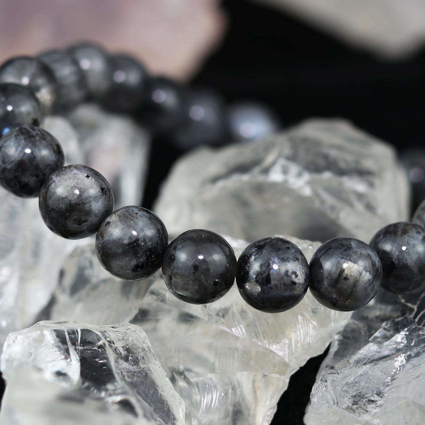 DAZCOLO 8mm Natural Gemstone Stretch Bracelet, Handmade Unisex Crystal Bracelets for Meditation, Yoga, Spiritual Healing & Positive Energy (Labradorite)