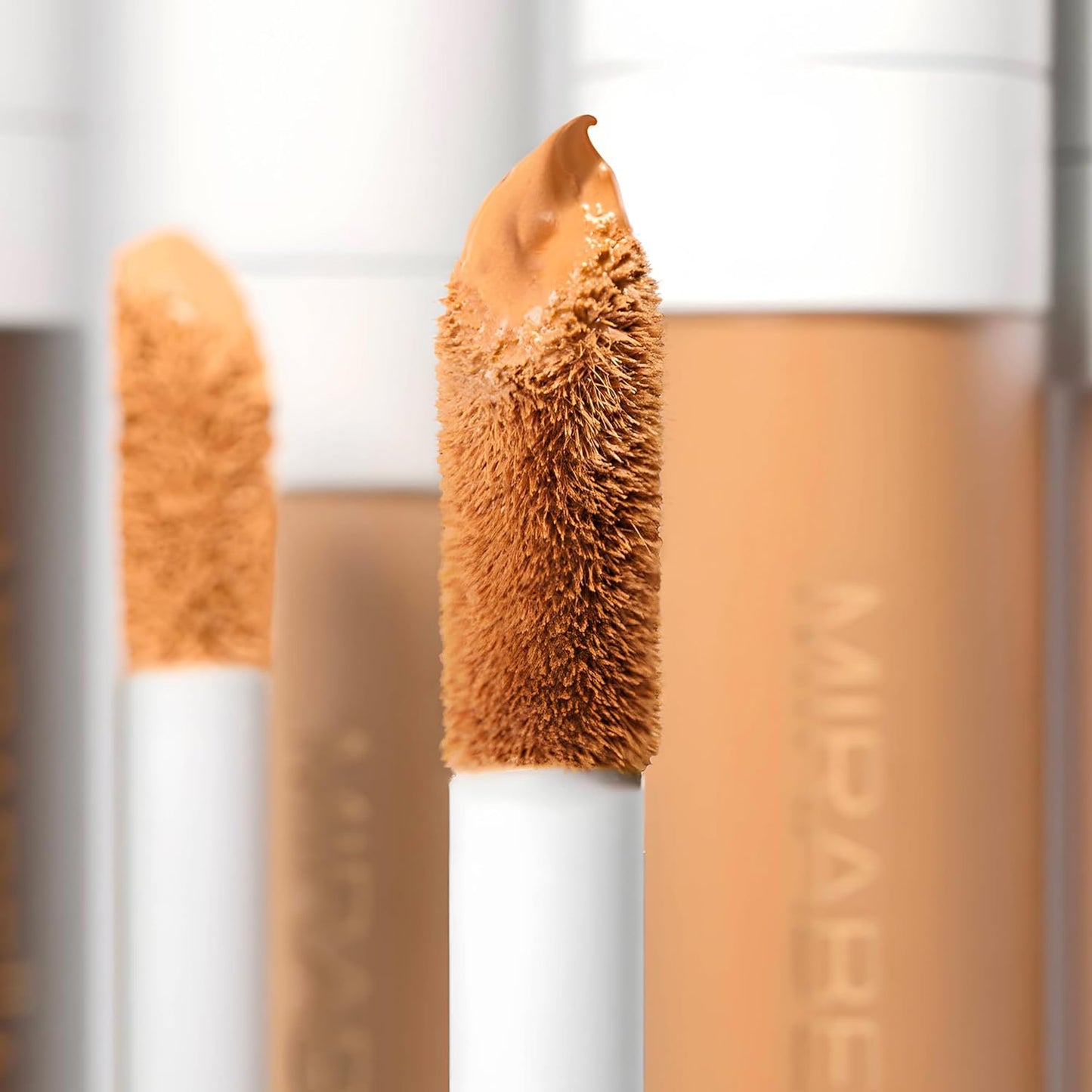 Mirabella Invincible For All Perfecting Under Eye Concealer Full Coverage - Hydrating Makeup Concealer for Dark Circles, Fine Lines & Wrinkles w/Hyaluronic Acid - Light L100