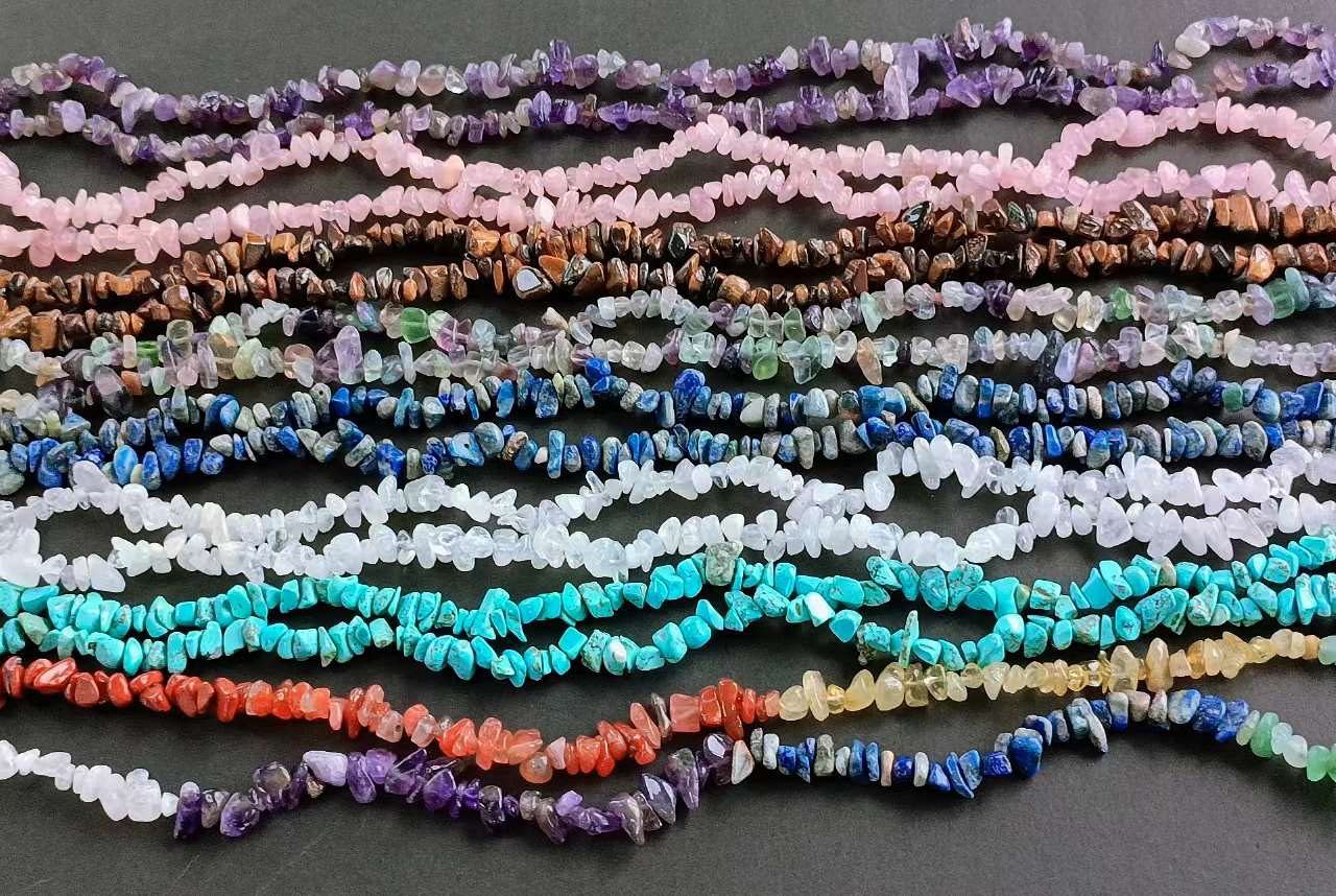 LAIDANLA Lapis Lazuli 400pcs Natural Chip Stone Beads 5-8mm Healing Crystal Irregular Gemstones Drilled DIY Loose Rocks Bead Crystal for Bracelet Earrings Necklace Jewelry Making Crafting