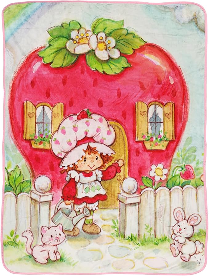 Jay Franco Kids Plush Throw Blanket â Soft & Comfy Throw for Couch or Bed â Cozy Home Décor for Living Room & Bedroom, Multi - Strawberry Shortcake, 46x60 - Throw Blanket