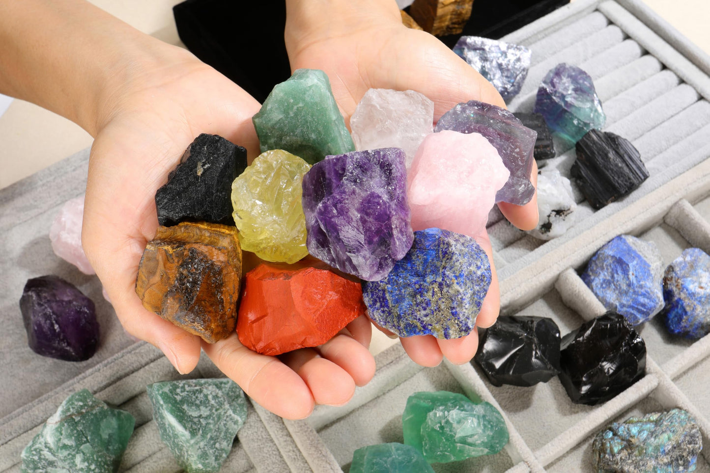 Jovivi 2pcs Raw Clear Quartz Rock Crystals,Large 1.6-2.2" Healing Crystals Natural Rough Stones Crystal for Tumbling, Cabbing, Home Decoration, Polishing, Wicca & Reiki