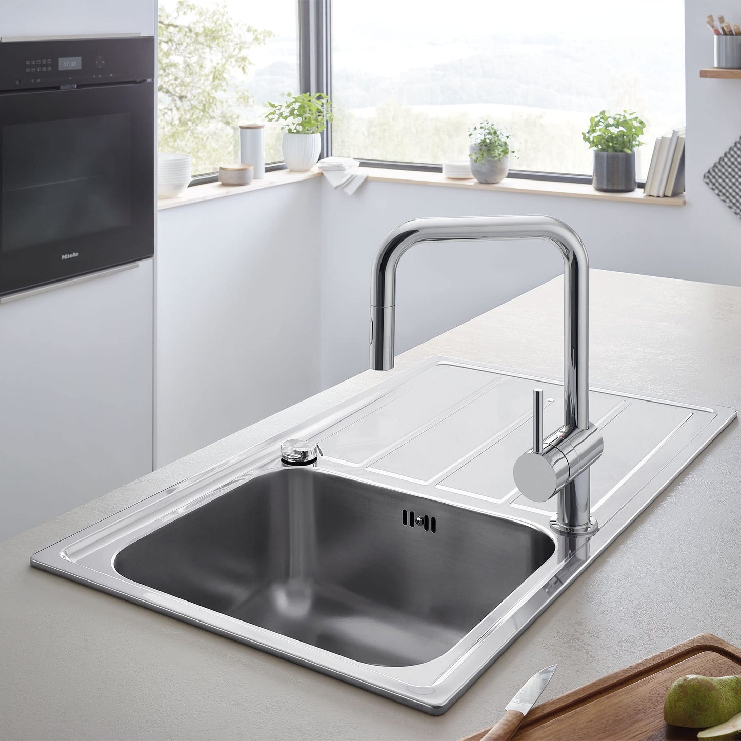 GROHE 32319003 Minta Pull-Down U Kitchen Faucet Chrome
