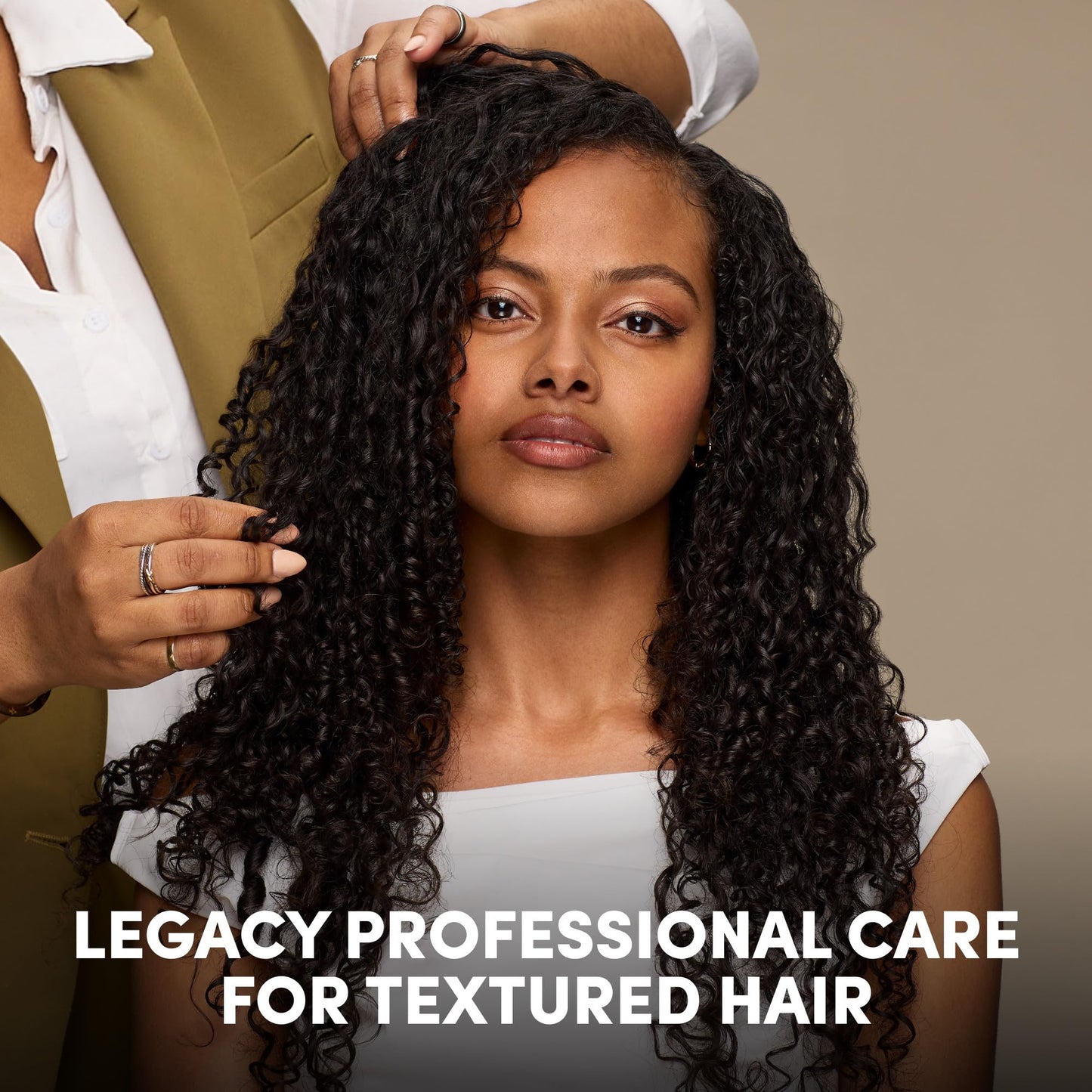 Mizani Style Shifter Society Coco Dew Curl (P) restyling Spray with Coconut Oil, Curl Refreshing Spray, Anti Frizz, Leave In Moisturizer, Silicone-Free