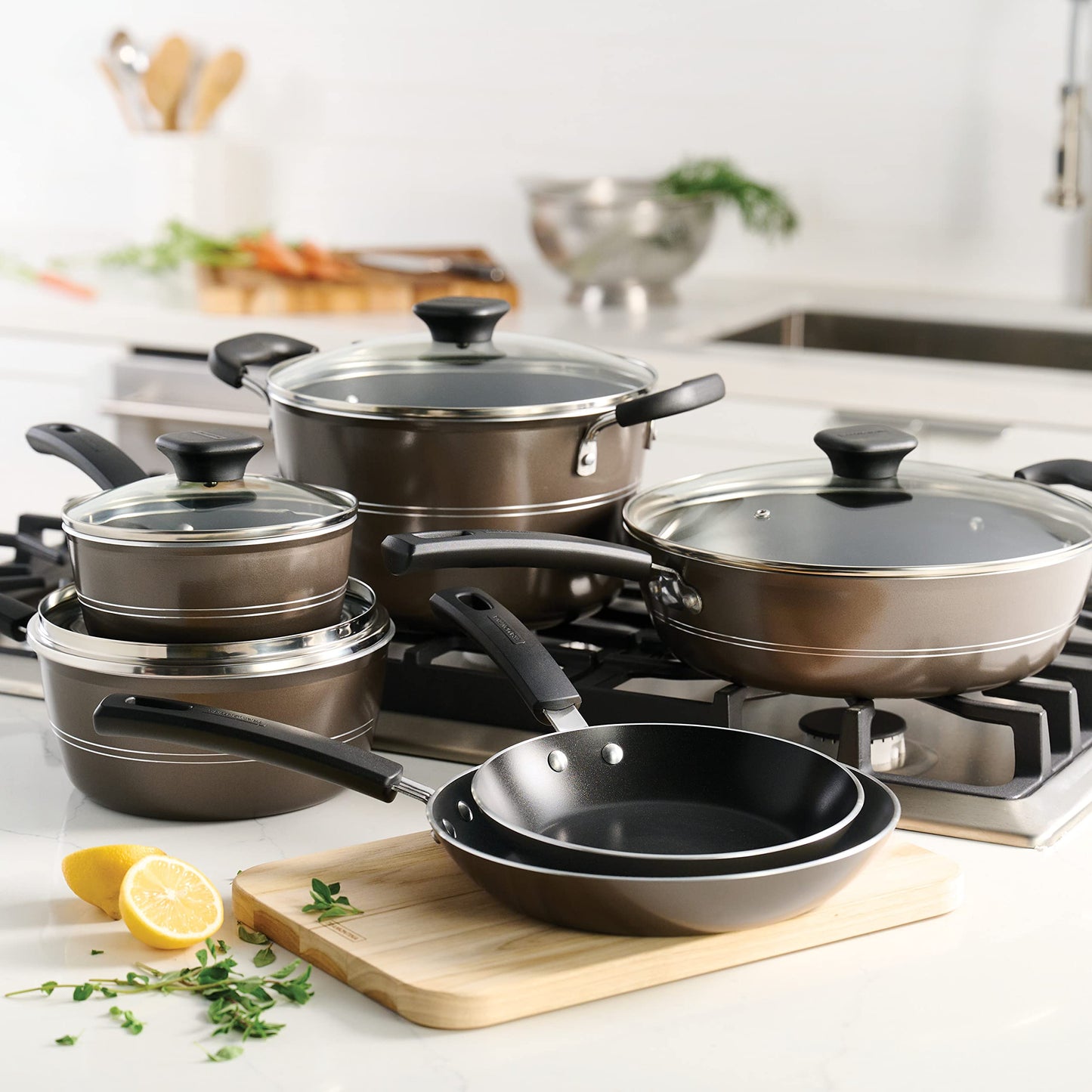 Tramontina Sicilia 10-Piece Non Stick Cookware Set with Glass Lids, Aluminum Nonstick Pots and Pans Kitchen Set (Hazelnut)