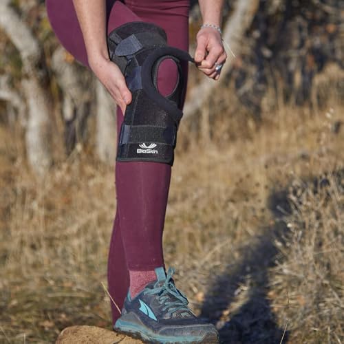 BioSkin Wraparound Patella Stabilizer Knee Brace for Patellofemoral Pain, Patella Tracking Disorders, Dislocation, and Subluxation, Left or Right Kneecap Tracking (XS)