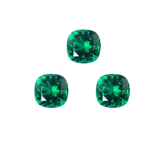 1PCS 6 * 6mm Cushion Laboratory Cultivates Zambian Emerald about 1CT