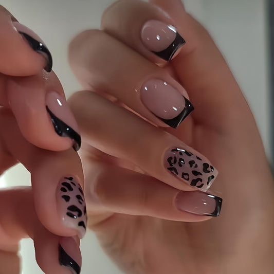 Black Leopard Print Press on Nails Medium Square Fake Nails Black French False Nails with Cheetah Print Design Stick on Nails for Women Girls Manicure Decoration 24 Pcs