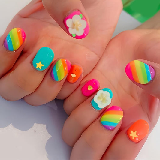 CTTHNBD Short Press on Nails Square - Colorful Fake Nails with Flower Star Design - Summer, Cute False Nails Press ons - for Women 24 Pcs