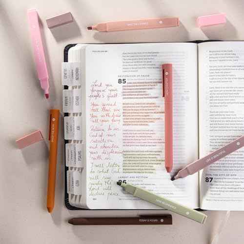 DIVERSEBEE Aesthetic Highlighters and Gel Pens, Earthy Bible Highlighters No Bleed, 8 Pack Assorted Colors Cute Journaling Pens, Bible Study Supplies (Dreams)