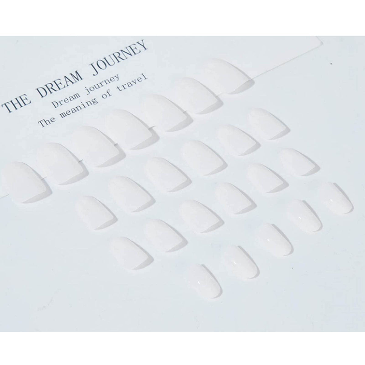 Hkanlre Short Press on Nails Almond White Fake Nails Acrylic Glossy False Nails Full Cover Gradient Nails for Women and Girls 24PCS