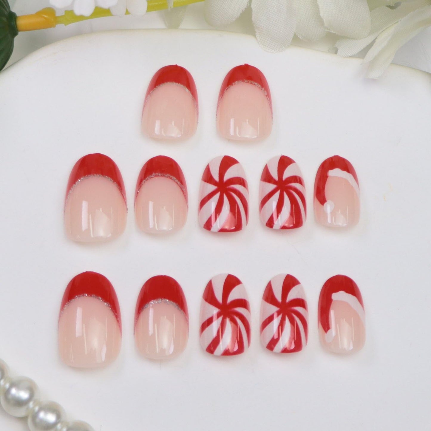 Christmas Press on Nails Short Oval French Tip Fake Nails with Swirl Glitter Designs Christmas Nails Press ons White Red Glossy Acrylic Nail Winter Stick on Nail for Women 24 Pcs