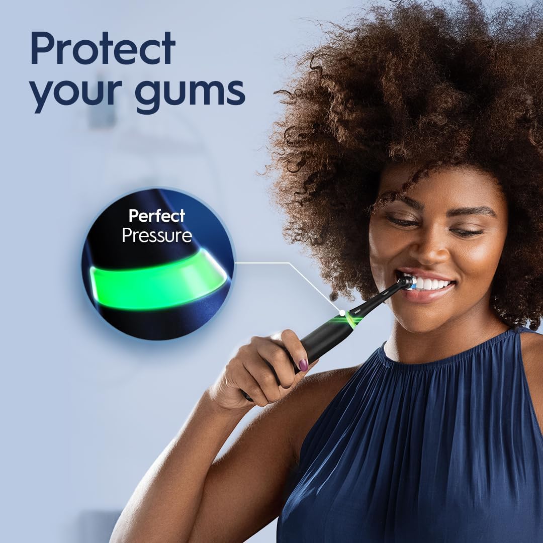 Oral-B iO Series 5 Luxe Bundle, (1) iO5 Electric Toothbrush with (3) Ultimate Clean Brush Heads and (1) Travel Case, White