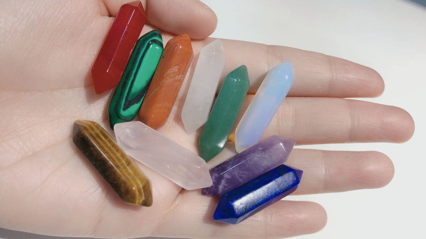 10PCS Healing Crystals Stones Sets Natural Amethyst Rose Quartz Clear Quartz Tiger Eye Reiki Gemstones Bulk Hexagonal Points Energy Balancing Chakra Meditation Therapy Gift