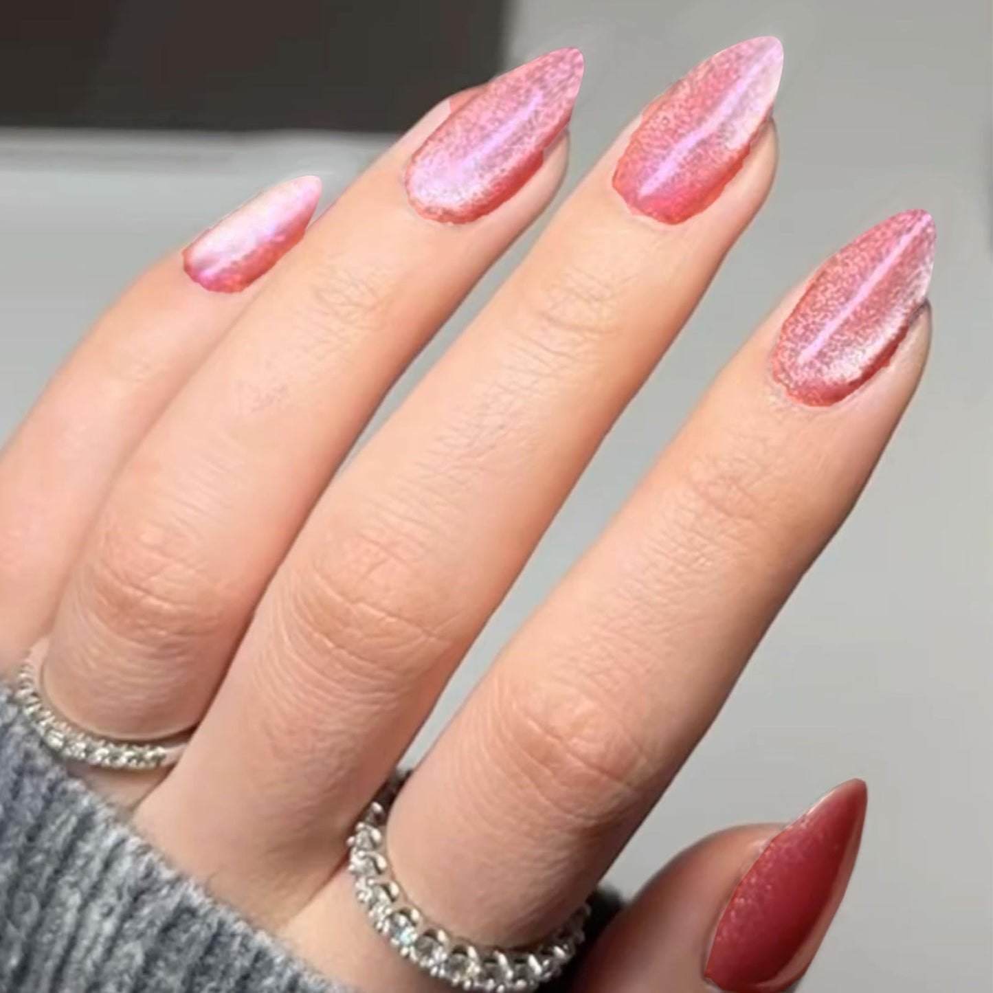 GLAMERMAID Pink Magnet Cat Eyes Press on Nails Short Almond, Handmade Jelly Gel Fake Nail Kits, Ombre Glitter Magnetic Glue on Nail Stiletto, Aurora Medium Oval Stick on False Nail Set for Women