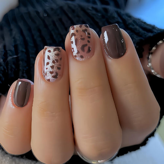 Fall Leopard Print Press on Nails Short Square Fake Nails Leopard Print Glitter Designs Brown Glossy Full Cover Acrylic False Nails Autumn Winter Full Cover for Women Girls Manicure Decoration 24 Pcs