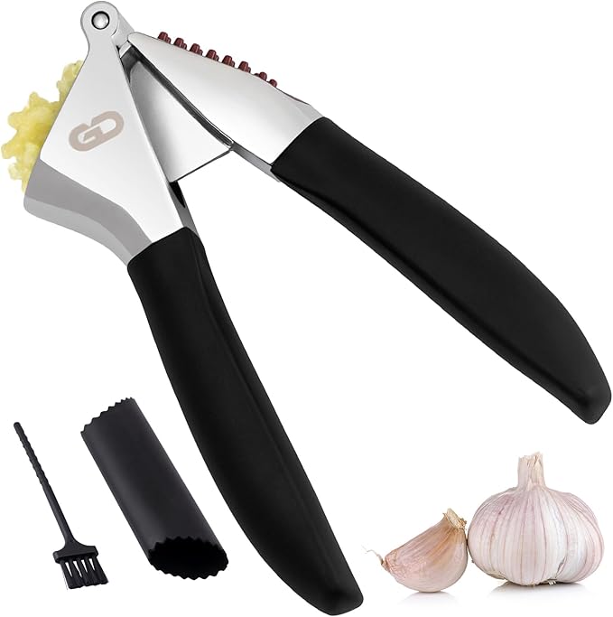 Garlic Press Set â Heavy Duty Rust-Resistant Garlic Crusher & Mincer with Ergonomic Handles, Easy Squeeze Manual Garlic Press, Cleaning Brush & Silicone Peeler, Large Chamber Kitchen Tool