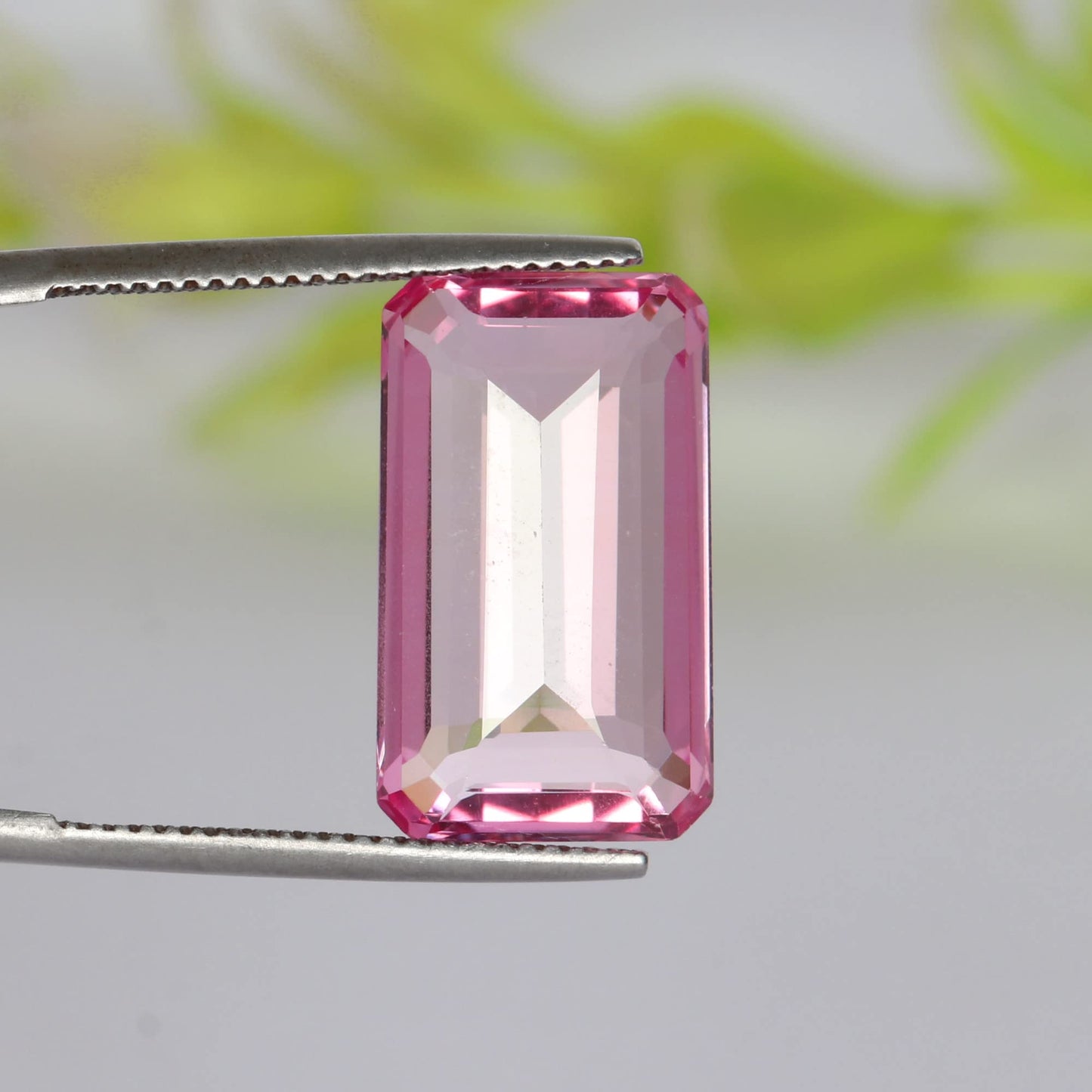 REAL-GEMS - 14. Carat Pink Kunzite Emerald Cut Loose Gemstone for Thanks Giving