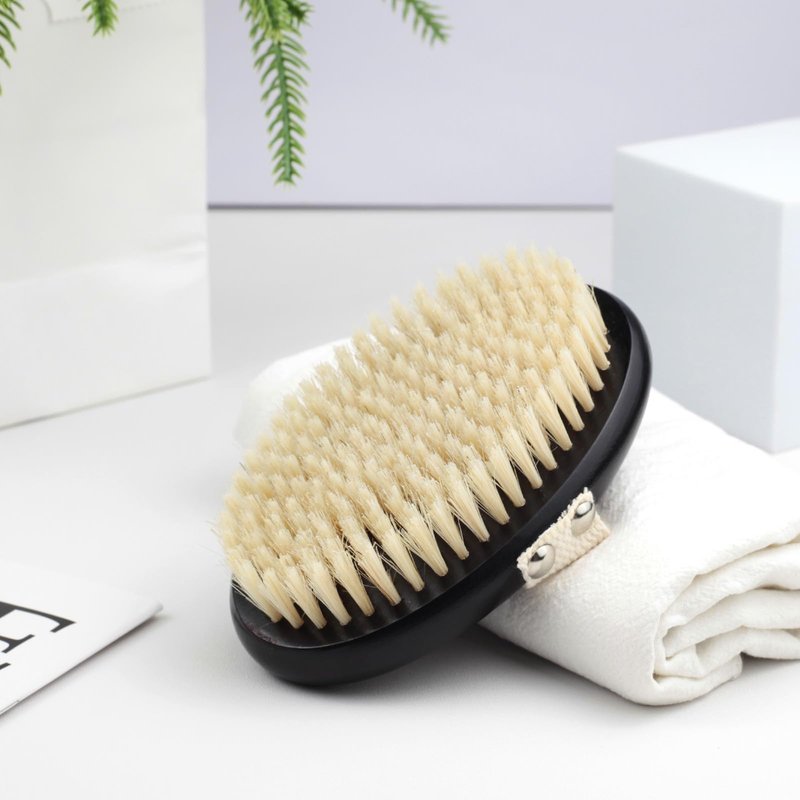 Dry Body Brush for Lymphatic Drainage – Soft Natural Bristles Exfoliator for Sensitive Skin, Cellulite & Circulation, Wooden Grip Bath Brush for Glowing Skin