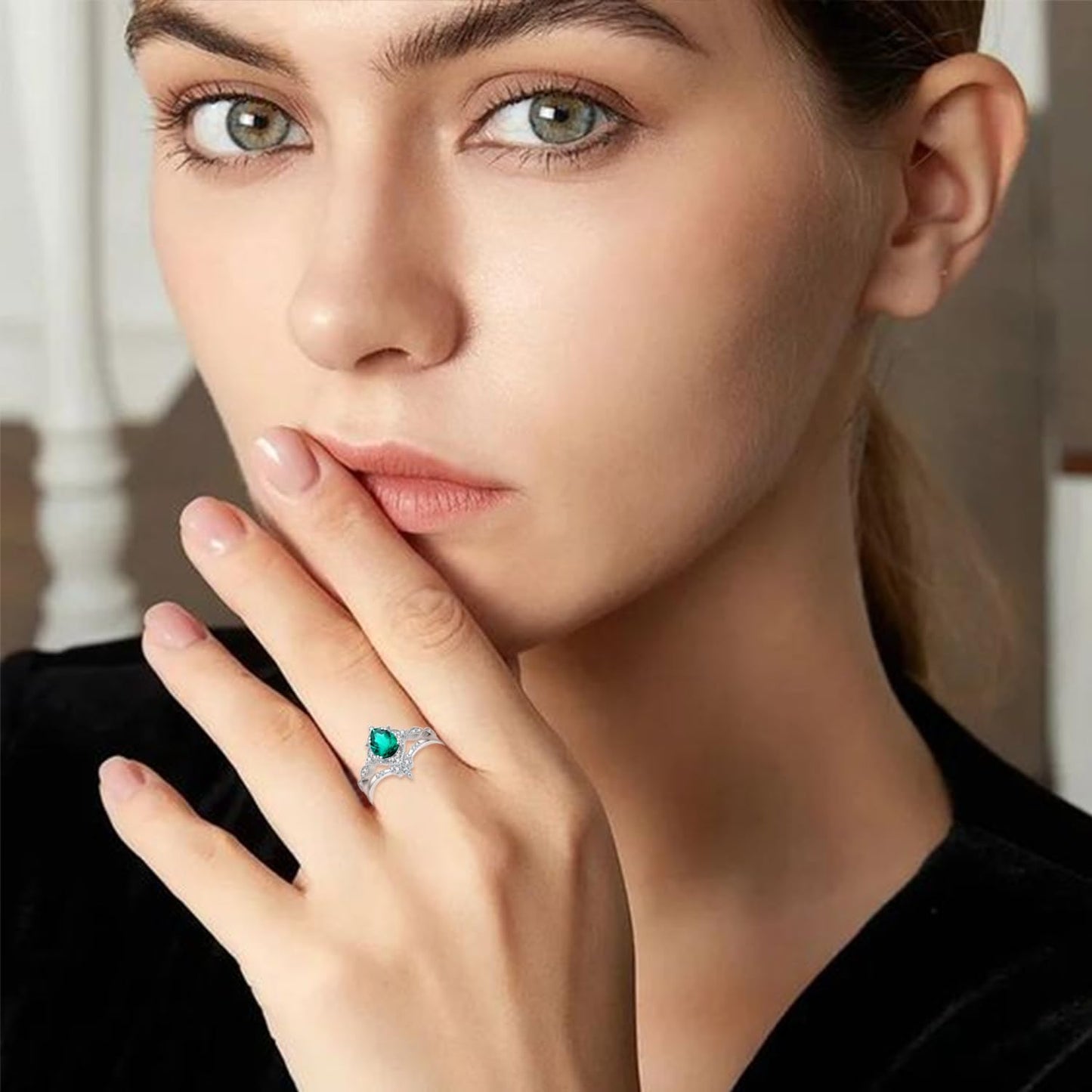 LieYovanaRing Pear Shaped Emerald Engagement Ring Set for Women, 925 Sterling Silver Pear-Cut Emerald Green Fashion Jewelry Wedding Bridal Band Rings for Women Her (6)
