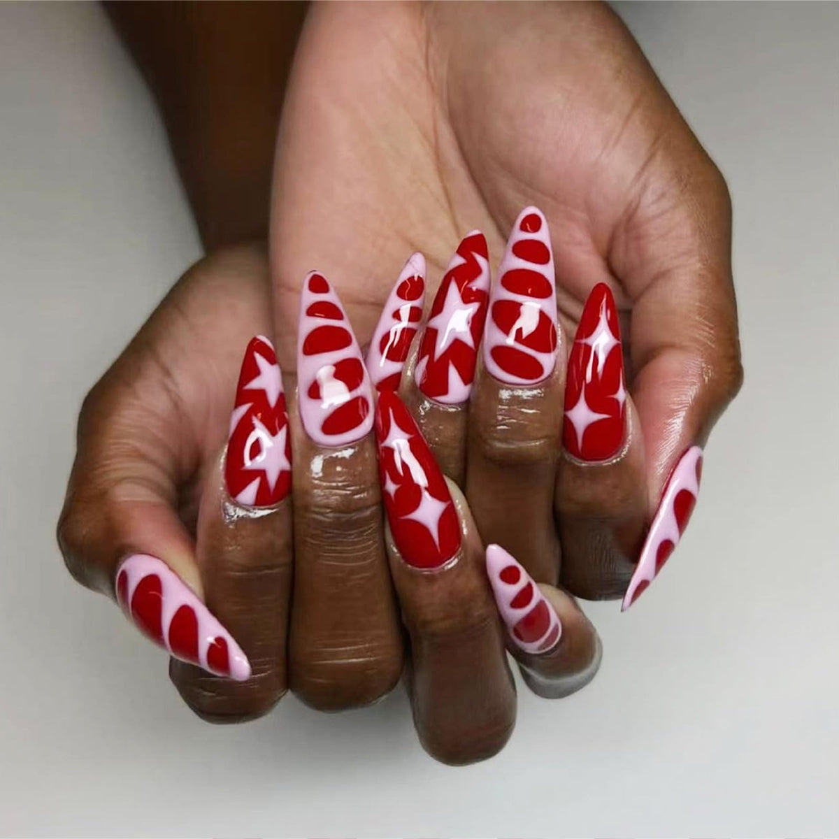 IMRAIN Medium Press on Nails Almond Fake Nails Red Pink False Nails with Star Designs Glossy Full Cover Acrylic Stick on Nails for Women Girls 24Pcs