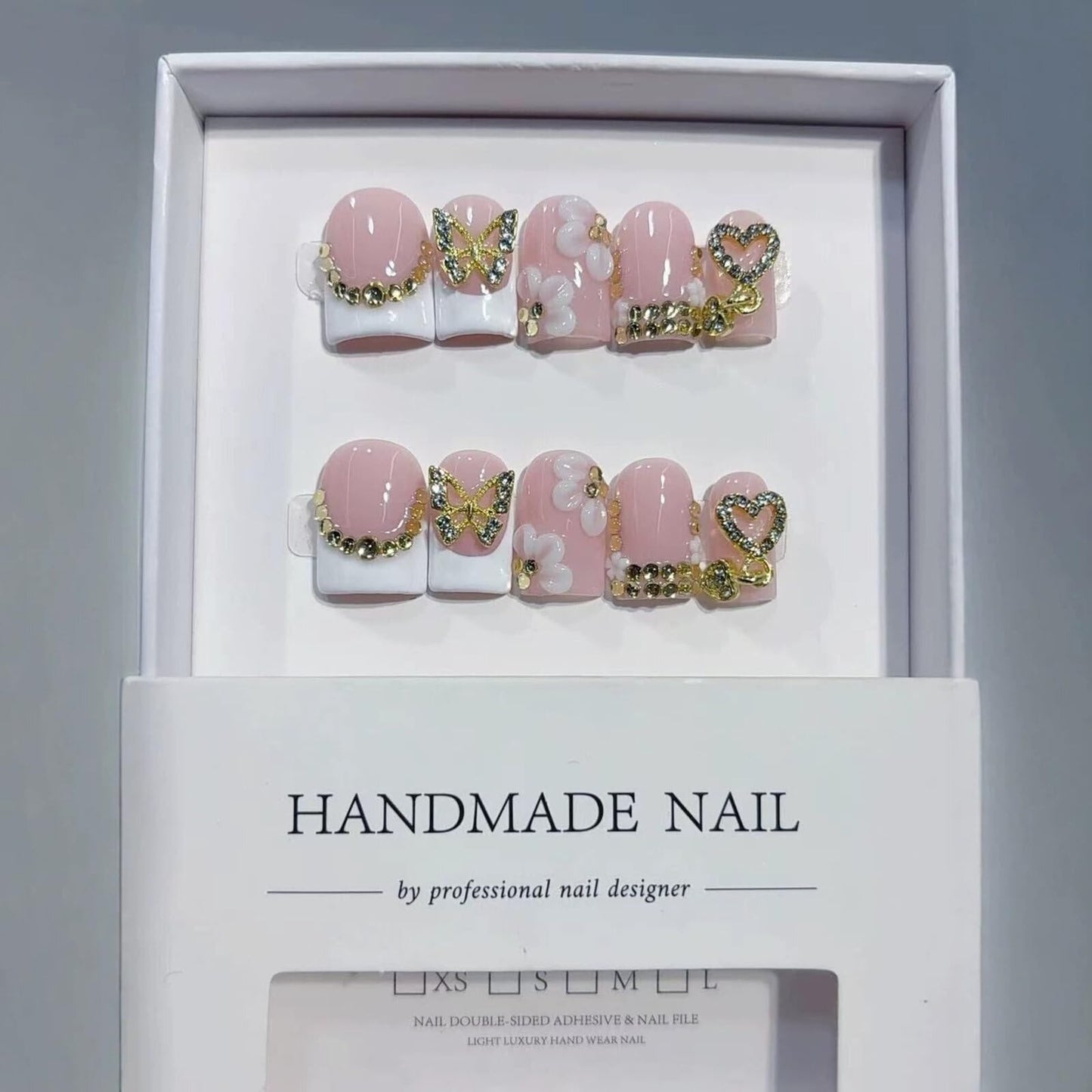 Summer Press on Nails Short Square Nude Pink White Gold Rhinestone Butterfly Heart Handmade Glossy French False Nails Application Durable Comfortable Trendy Women Girls Nails Art Accessories 10 Pcs S