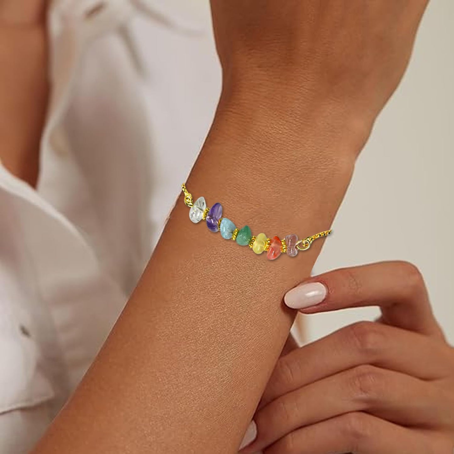 Women Gang Spell Raw Crystal Bracelet,Natural Gemstone 7 Chakra Healing Crystal Bracelets Adjustable 14K Gold Plated Spiritual Beaded Bracelet for Birthday,Christmas, Friends Coworkers Daughter (Silver)