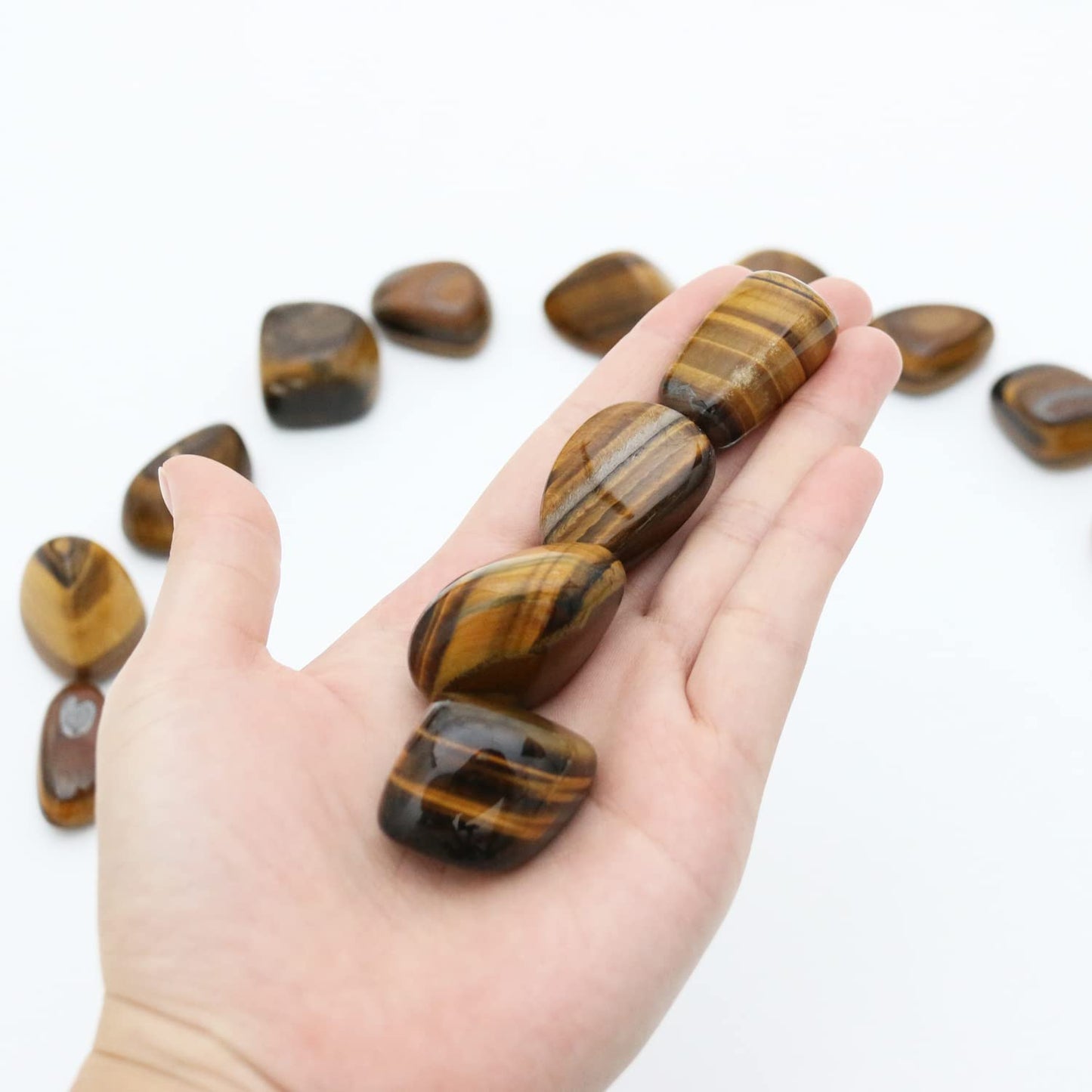 Nvzi Tumbled Polished Natural Tiger's Eye Stones, Crystals and Healing Stones Quartz Bulk for Wicca, Reiki, Healing Energy, Chakra Stones, Witchcraft Supplies(10Pcs)