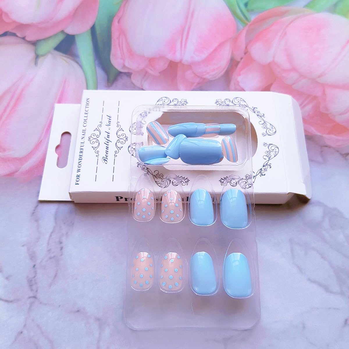 QUNQINLI Blue Press on Nails Short Oval Fake Nails Press ons Nail Art Tips Kit with Polka Dot Stripes Design Nude False Nails Full Cover Glossy Glue on Nails Stick on Nail for Women Manicure 24 Pcs