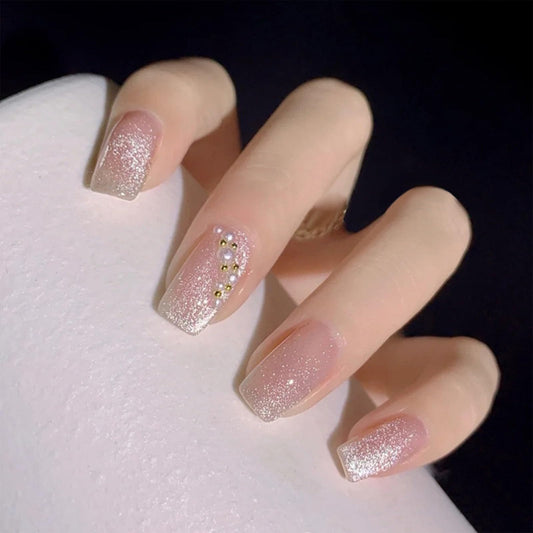 Short Square Press on Nails Nude Glitter Fake Nails Shiny Bling Acrylic False Nails with Design Pearl Rhinestone Glue on Nail Artificial Nails Stick on Nail for Women 24Pcs