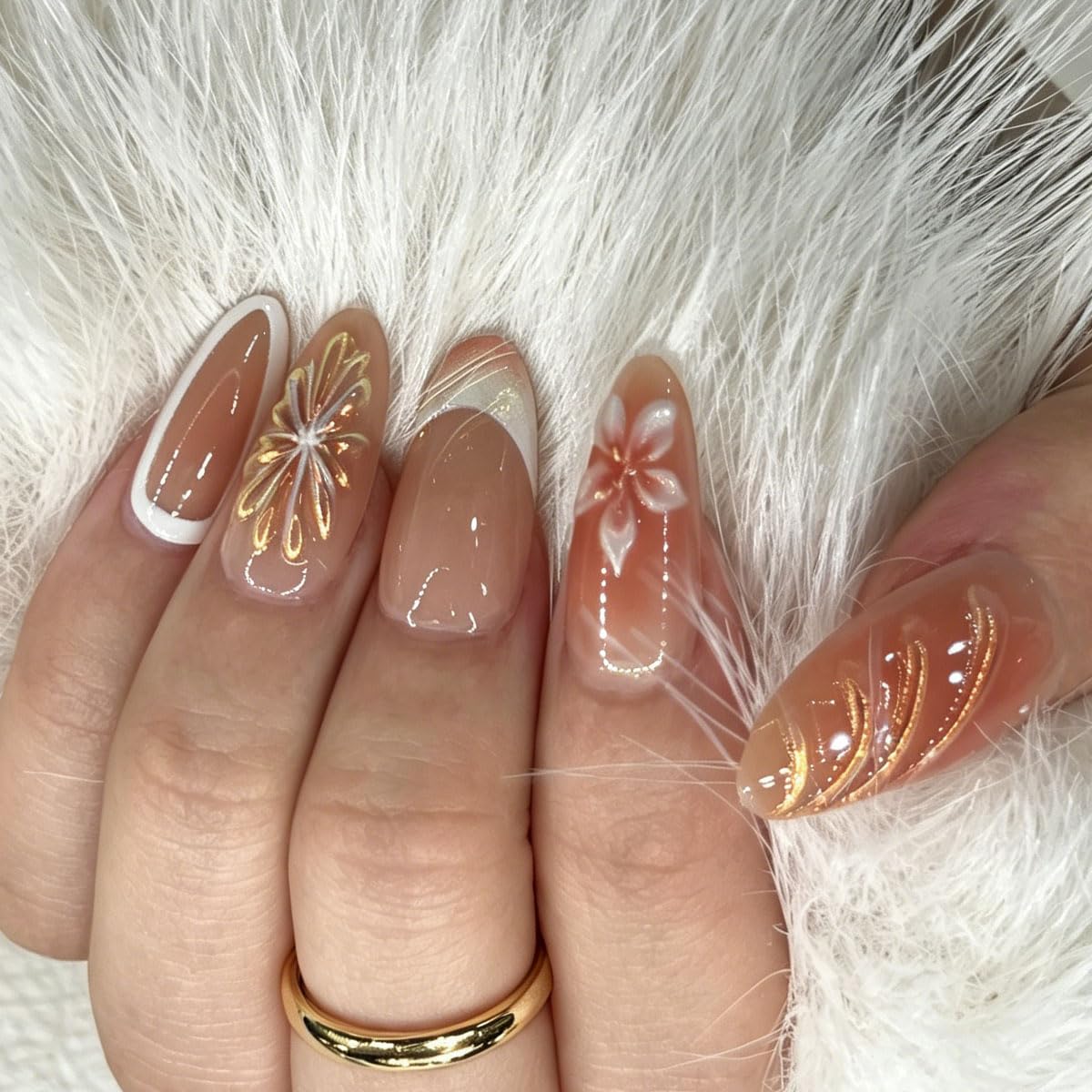 3D Press On Nails Almond Medium Wihte French Fake Nails with Embossed Flower&Lines Designs, Acrylic Artificial Nail Press ons False Stick On Nails for Women Girls 30Pcs