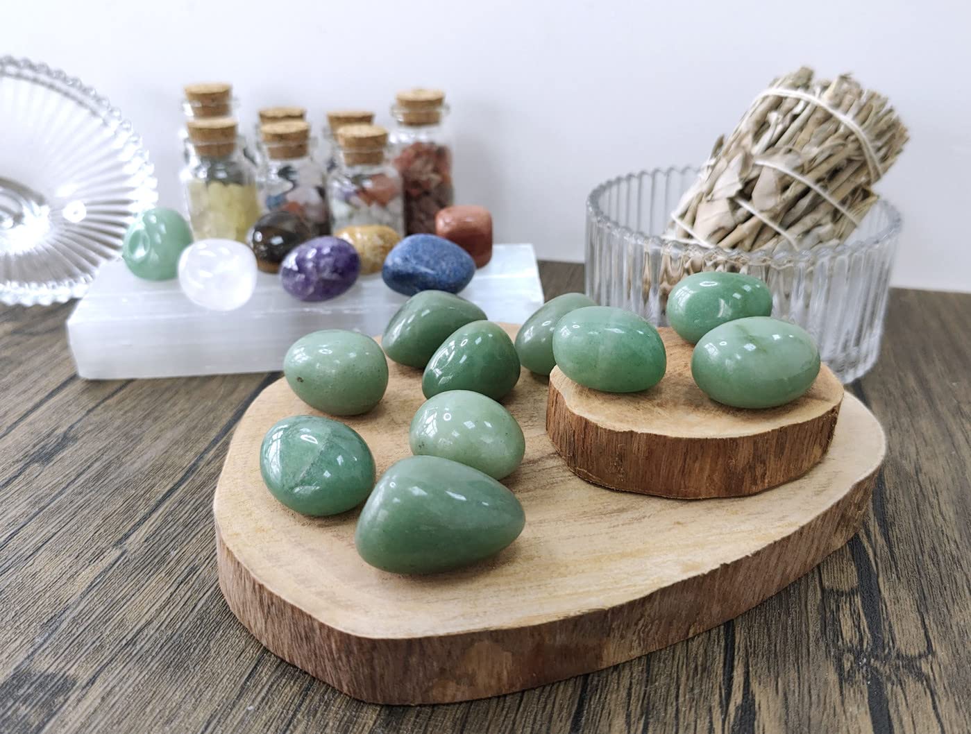 MAIBAOTA Green Aventurine Crystals Natural Healing Crystals Bulk Polished Tumbled Crystals Stones Rocks Energy Balance Crystal Gemstones Vase Filler Decorative Stones Reiki Witch Quartz Crstal