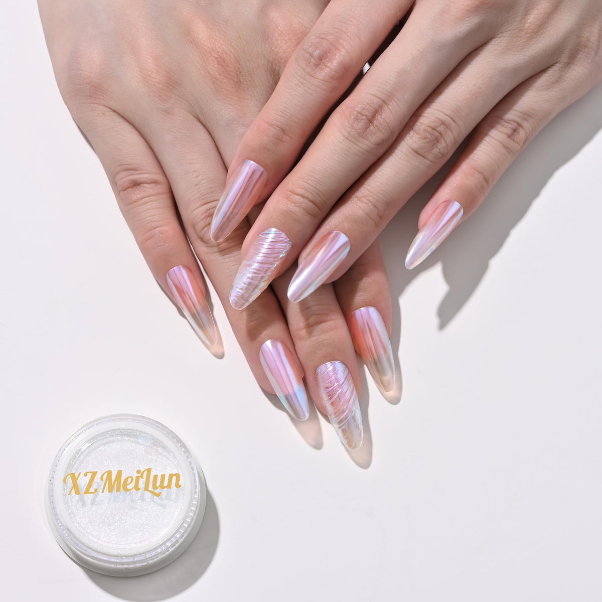 XZMeiLun Chameleon Chrome Nail Powder, Big-Capacity 0.8g Aurora Green Turns Silver Mermaid Aurora Powder Pigment Pearlescent Nail Art Glitter Decoration, Can mixed With Builder Gel Nail Polish For Use