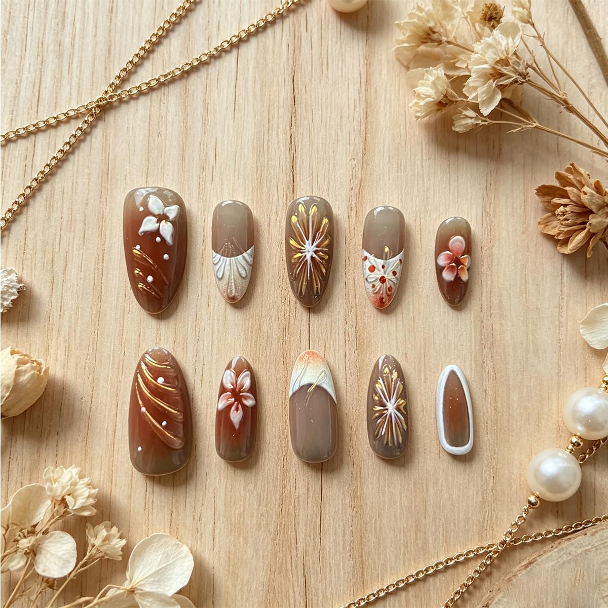 3D Press On Nails Almond Medium Wihte French Fake Nails with Embossed Flower&Lines Designs, Acrylic Artificial Nail Press ons False Stick On Nails for Women Girls 30Pcs