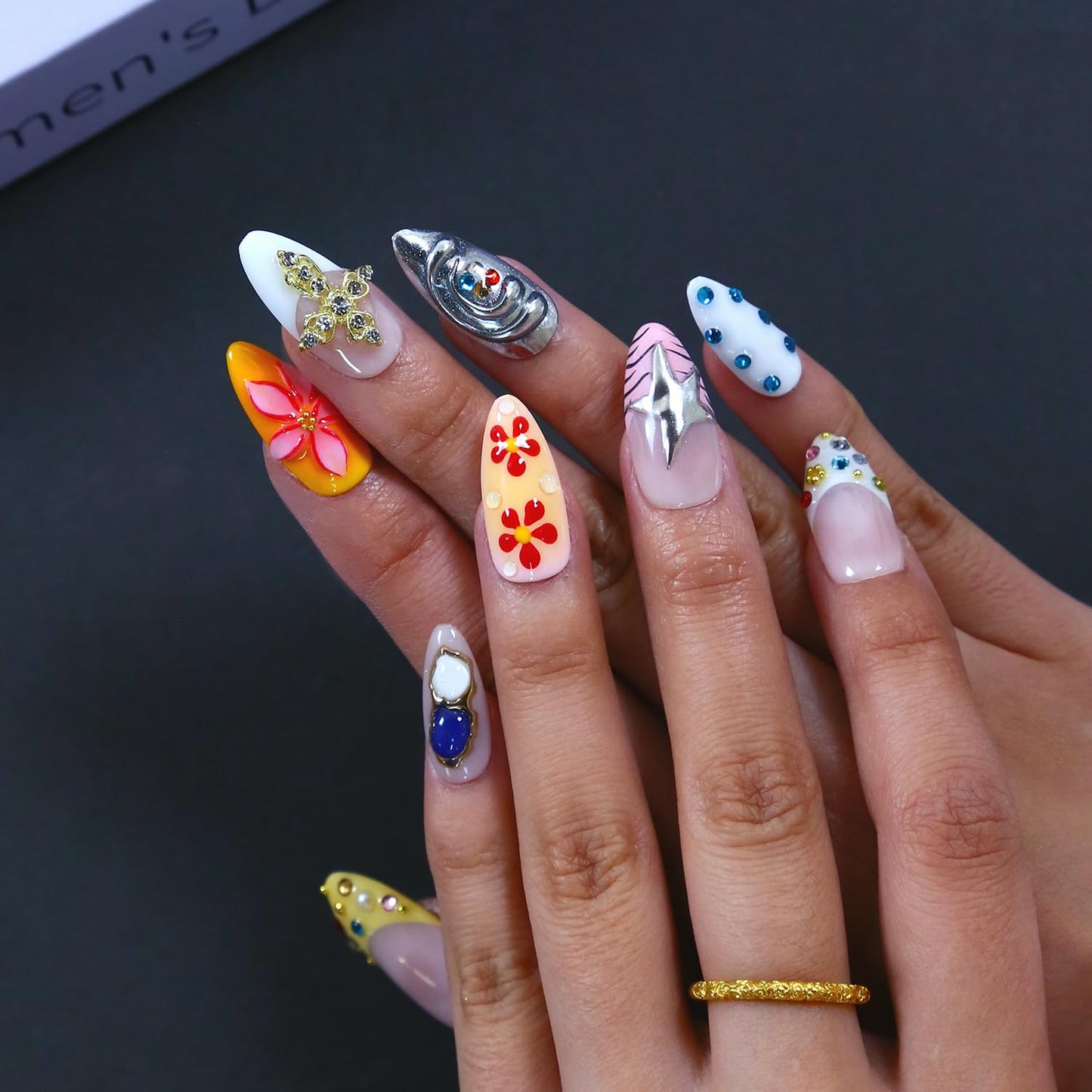 MXYIYANR Press on Nails Almond Fake Nails, Hnadmade French Tip False Nails with 3D Design Fingernails, Full Cover Stick on Nails for Women Manicure 10 Pcs (M)