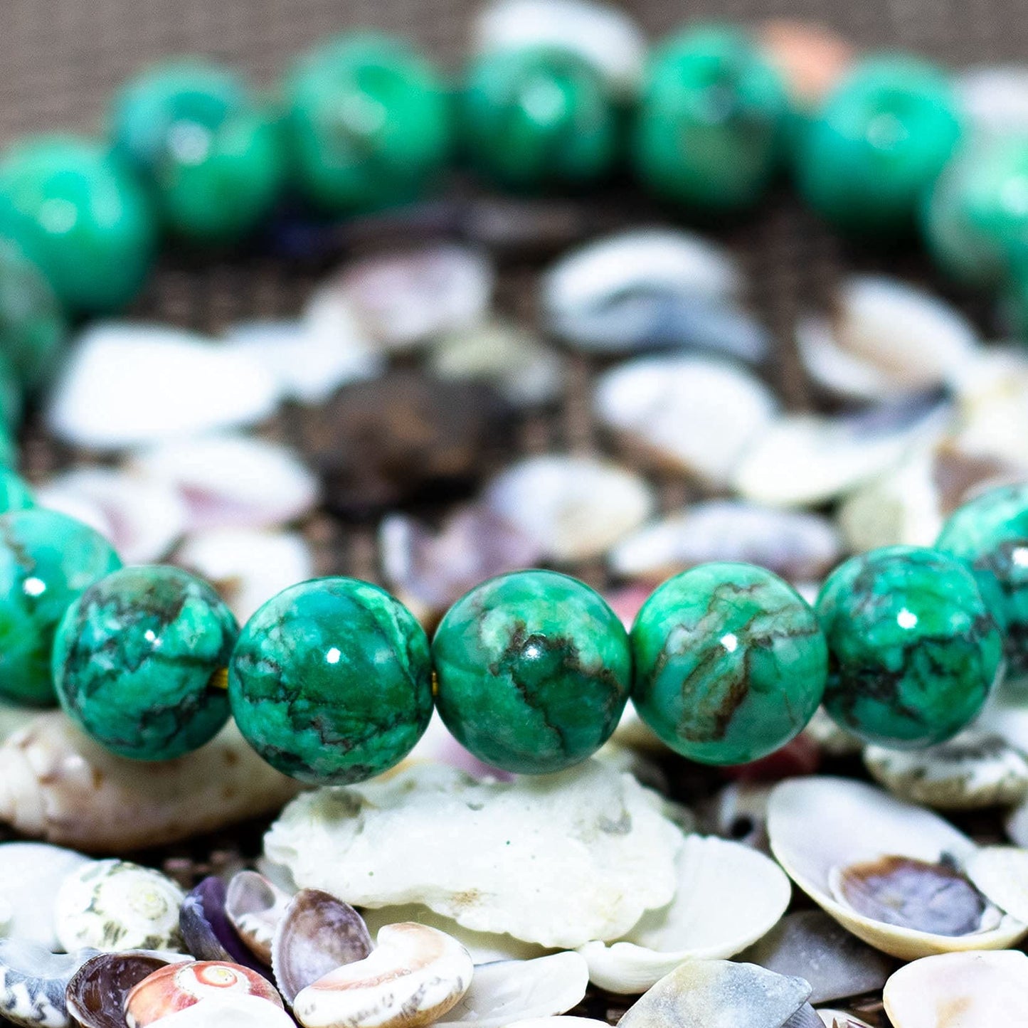 DAZCOLO 8mm Natural Gemstone Stretch Bracelet, Handmade Unisex Crystal Bracelets for Meditation, Yoga, Spiritual Healing & Positive Energy (Green Magnesite Turquoise)