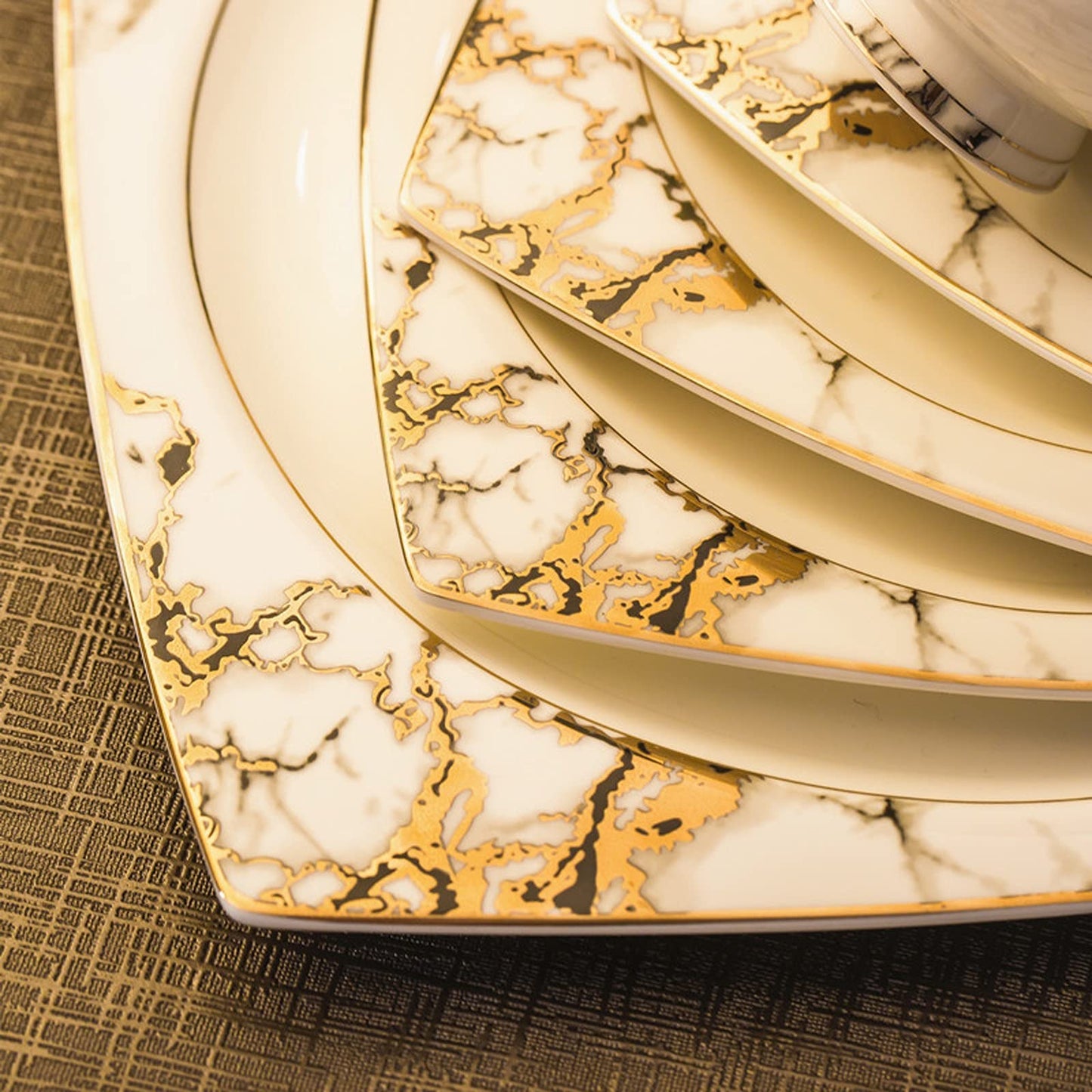 European/Greek Style 60-Piece Ceramic Dinnerware Set, Luxury High-End European Tableware Set, White, Marble Pattern, Dishwasher Safe