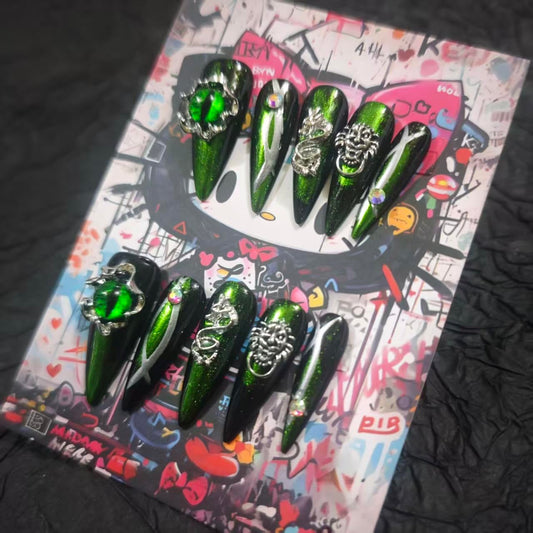 Handmade Press On Nails 10Pcs Dark Gothic Style Manual Vertical Pupil Fake Nails for Women Party Holiday Photo 3.2CM Size M