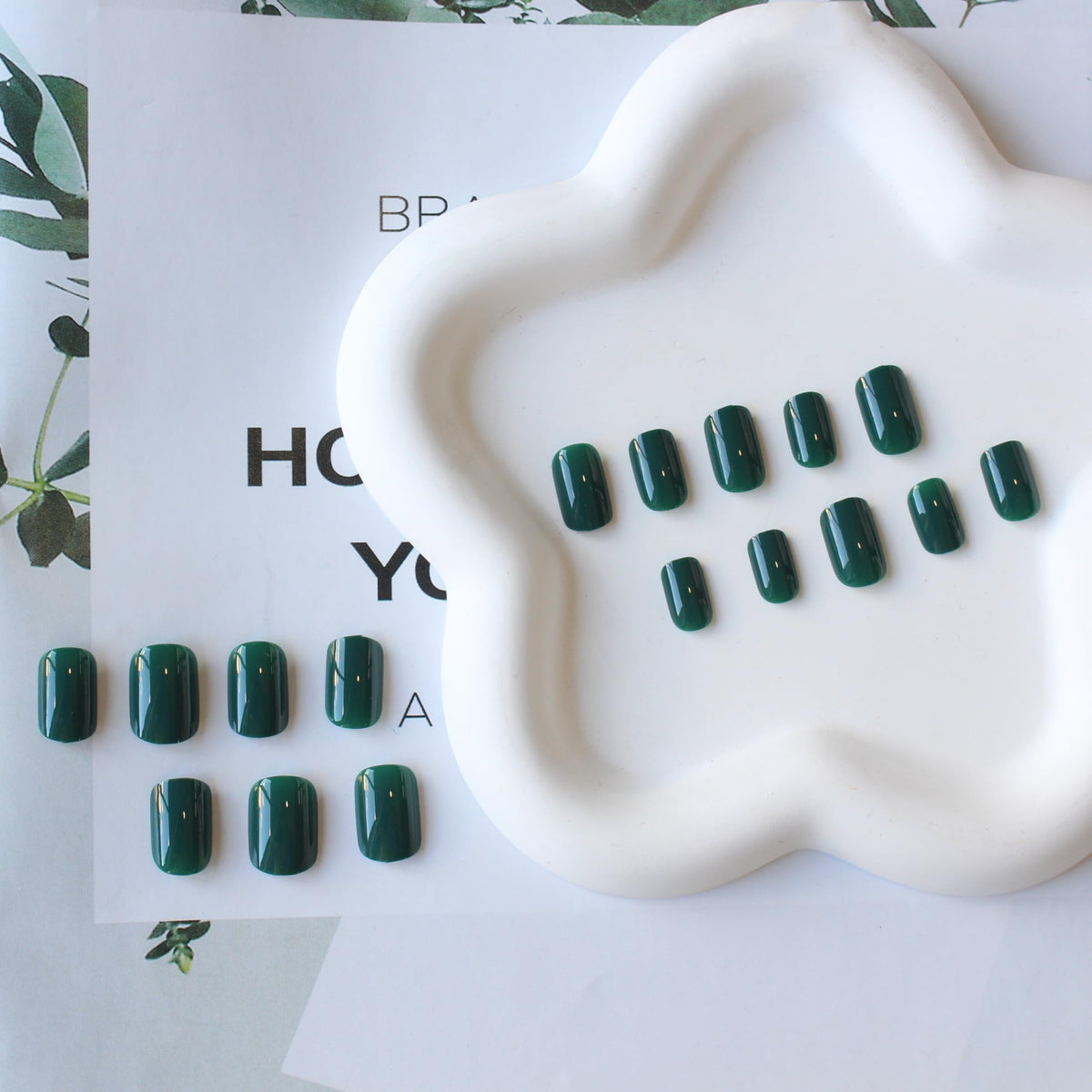Emerald Green Press on Nails Short Square, Natural Gel Nails Glue on Fall Colors 2025 Trendy Acrylic Nails Press ons Featured Protective Coat Thick Reusable Fake Nails 24Pcs Short Coffin Nails