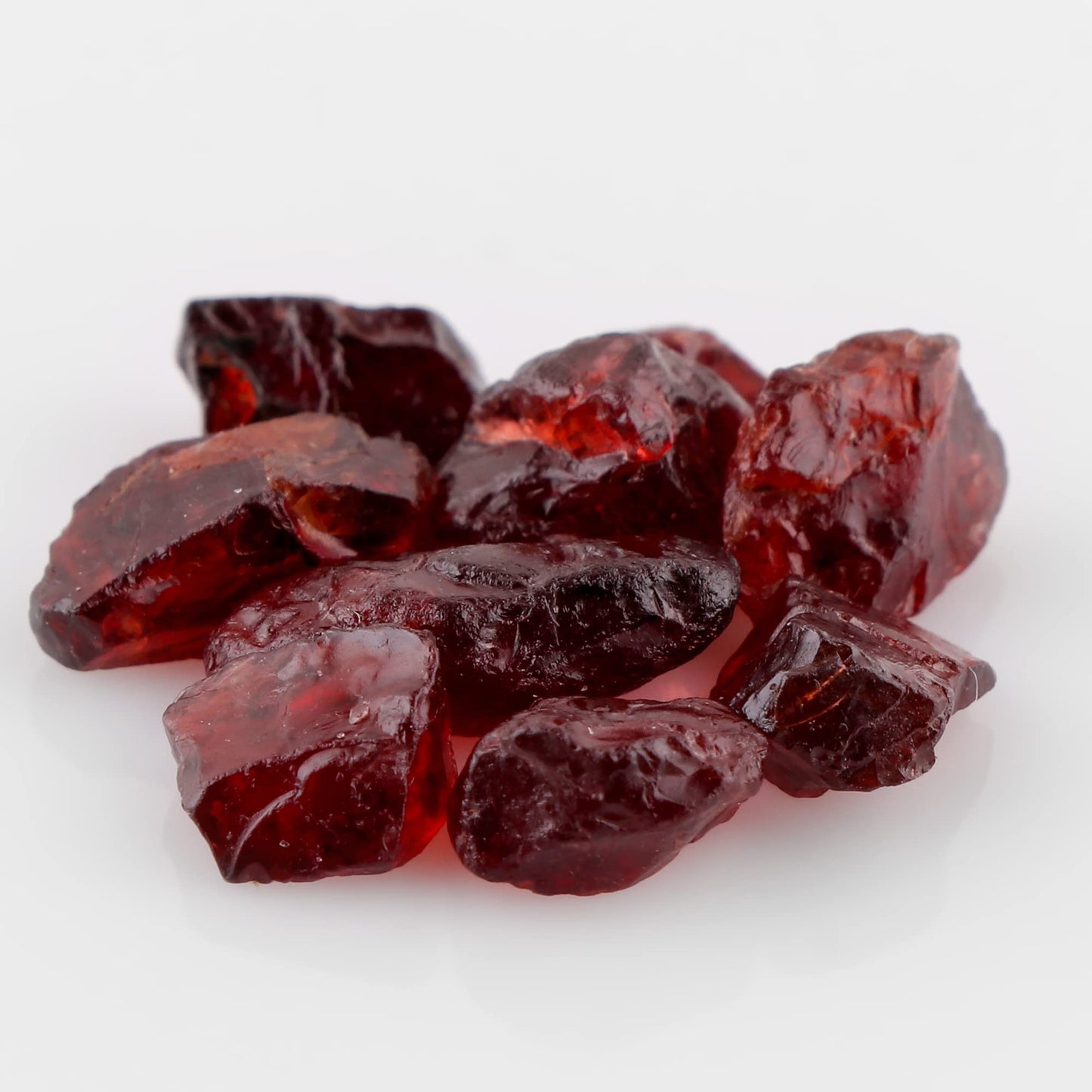 25 Carats Natural Red Garnet Raw Crystals, Rough Gemstones for Jewelry Making, Chakra Healing, Reiki Energy Stones, January Birthstone, DIY Craft
