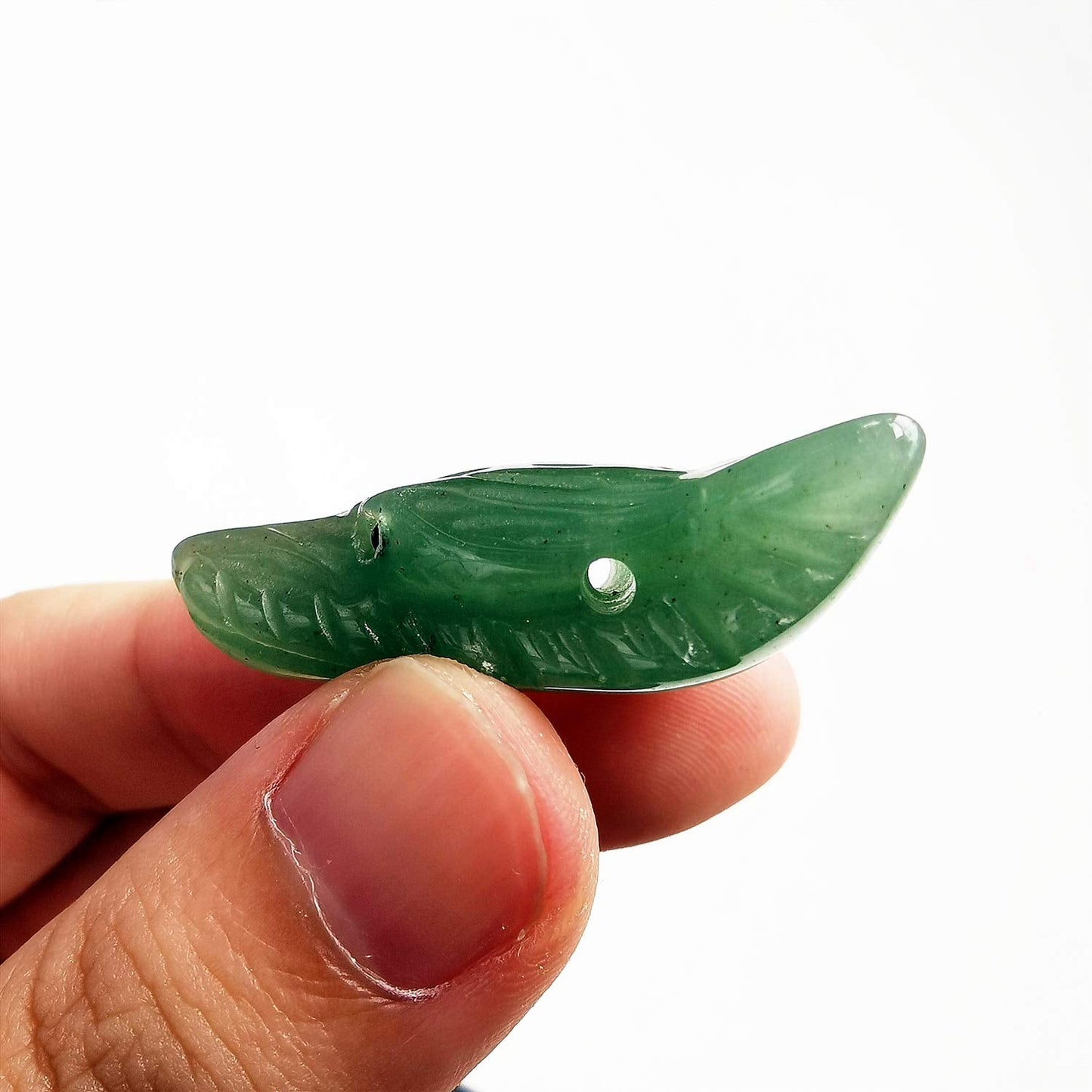 Bacatgem Natural Green Aventurine 1.37 inchs Wolf Head Pocket Crystals and Healing Stone Figurine,Haped DIY-Jewelry Pendant
