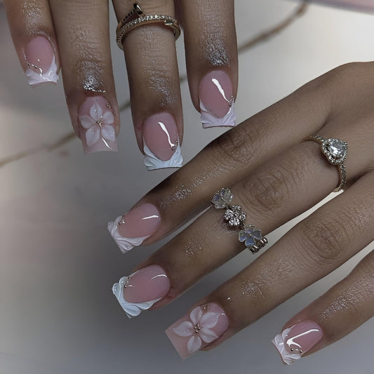 24Pcs White French Tip Press on Nails Short Square Fake Nails 3D Flower Nails Press Ons with Rhinestones Design Glossy Glue on Nail French Tip False Nails Acrylic Stick on Nail for Women Set