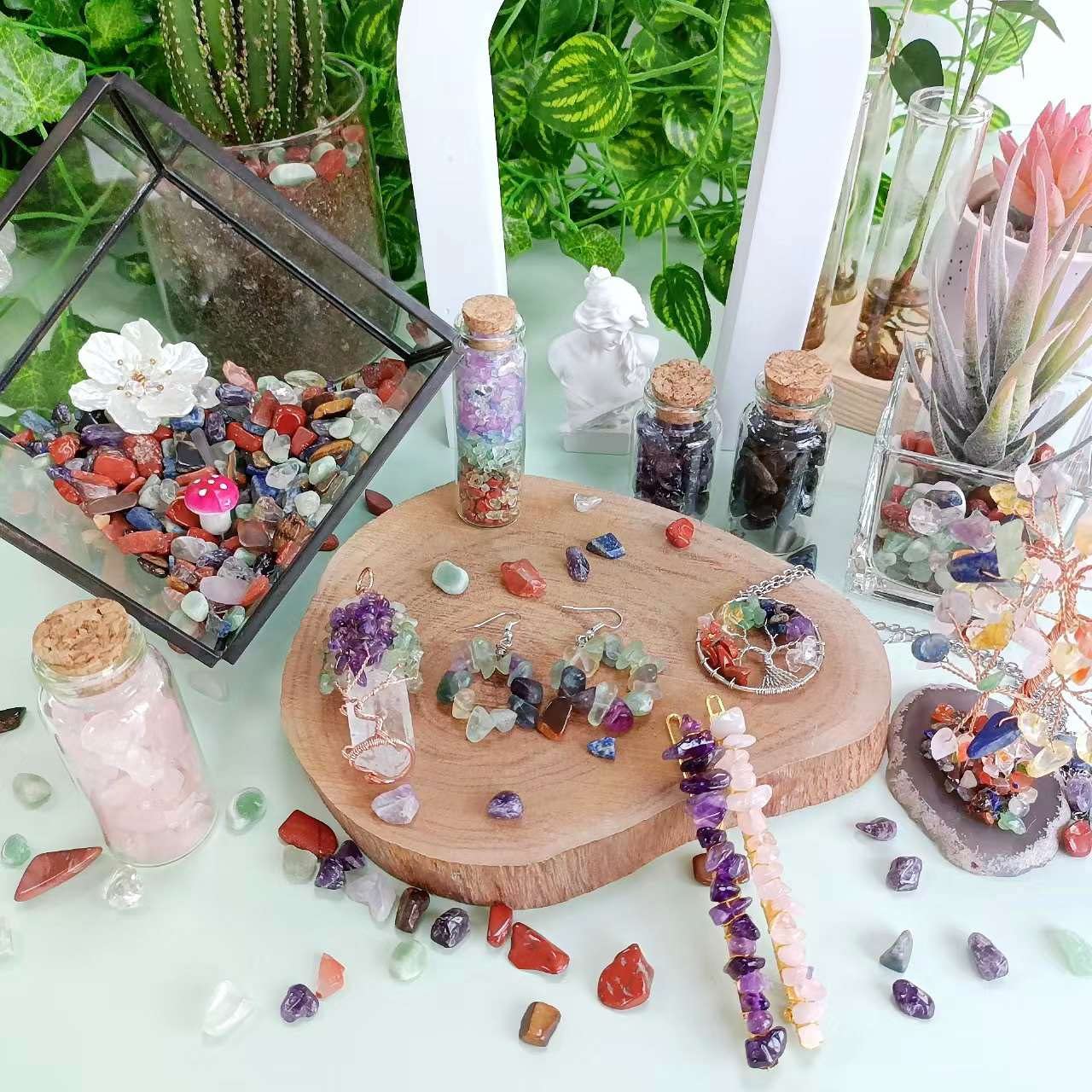 LAIDANLA Tiger Eye Crushed Stone Crystal Chips Bulk Natural Gemstones Healing Reiki Crystals Mini Quartz Vase Filler Aquarium Gravel 100g