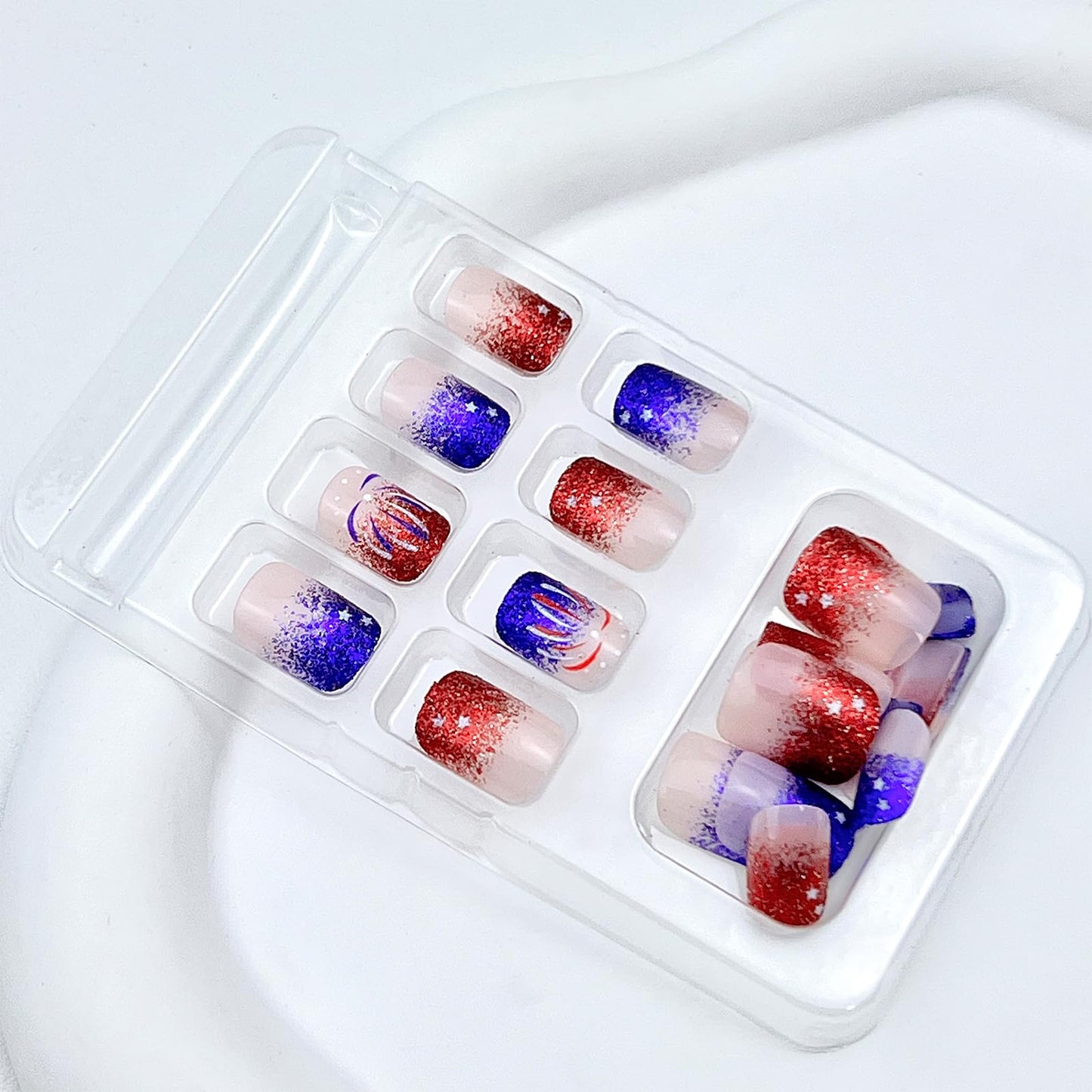 4th of July Glitter Fireworks Press on Nails Short Square Fake Nails Independence Day French Tips Design False Nails Full Cover Glossy Patriotic Stars for Women Decoration 24Pcs