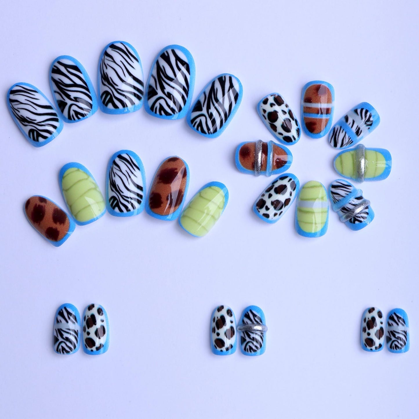 Short Press on Nails Oval Fake Nails Blue Artificial Nail Tortoise Shell Designs Stick on Nail with Leopard Pattern for Women 24pcs