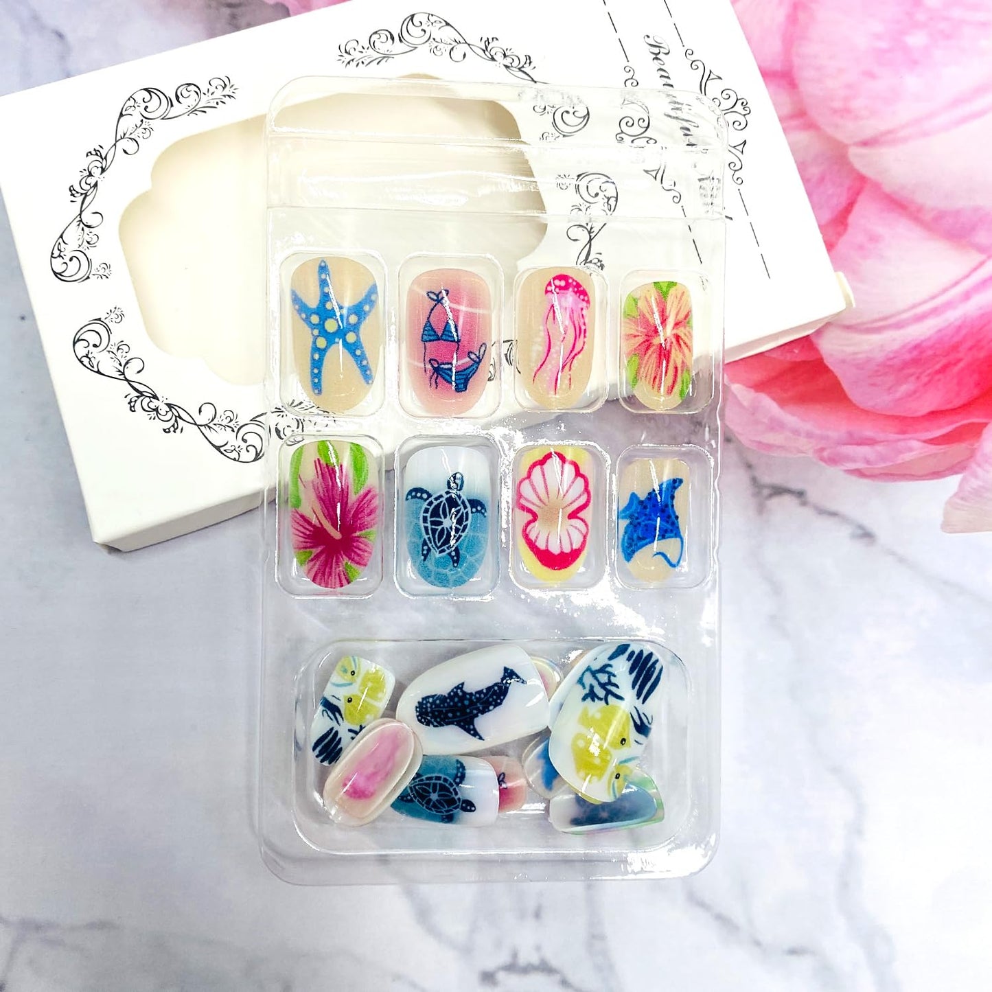 Summer Ocean Press on Nails Flowers Medium Almond False Nails with Starfish Sea Turtle Design Full Cover Glue on Nail Marine Animals Reusable Acrylic Fake Nails Artificial Stick on Nail for Women
