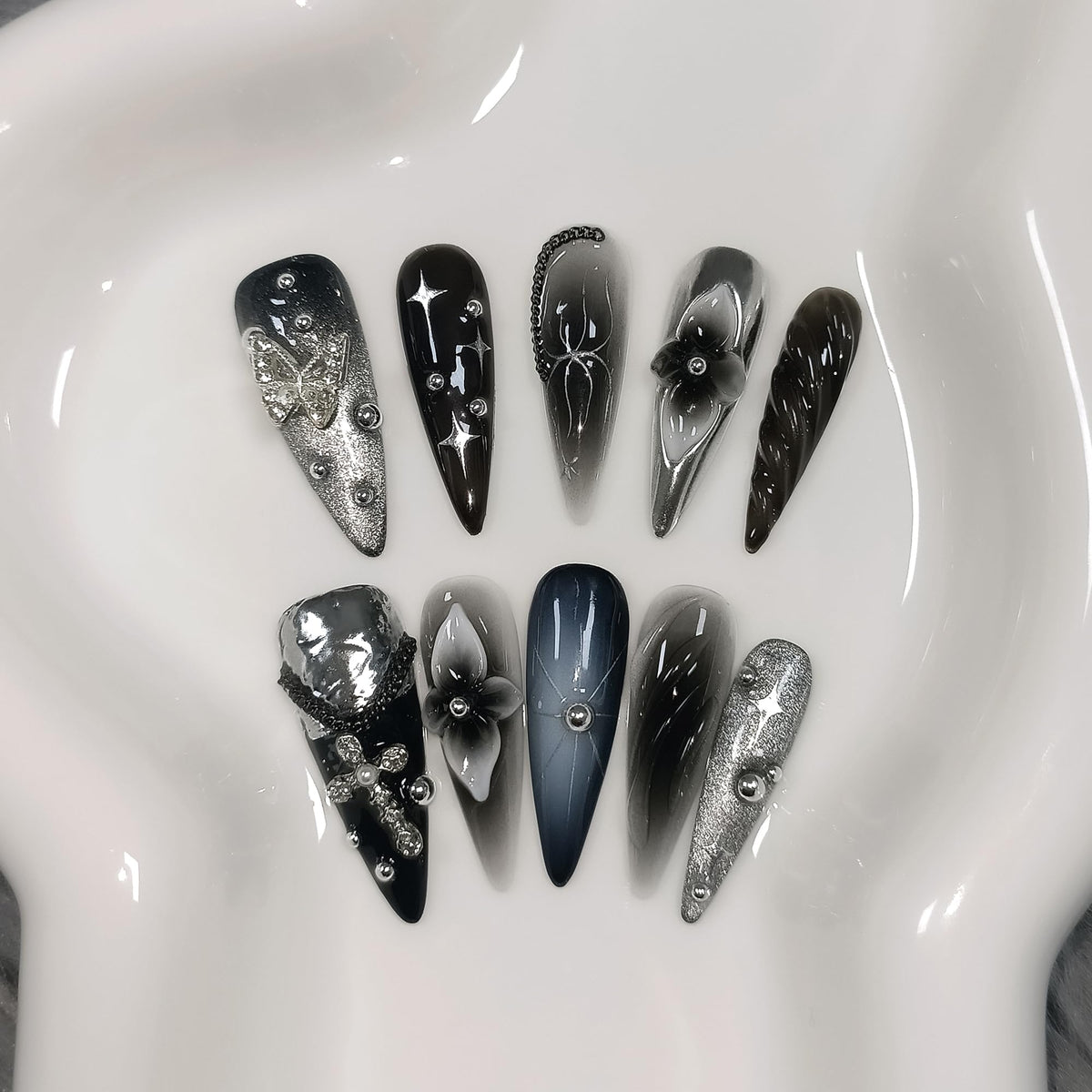 TENPAL 10Pcs Y2K Press On Nails With Tools,Handcuff Star & Skull 3D Charms Long Stiletto Fake Nails,Glossy Edgy Sweet Glitter Acrylic Glue on Nails for Concert Festival Party,Handmade Long Nails(XS)