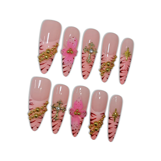 Hantyer Pink Leopard French Tip Press on Nails with 3D Floral Carving & Cross Gold Beads, Long Stiletto Glossy Y2K Fake Nails, Reusable Edgy False Nails for Women Festival Concert Party (Size L) ﻿