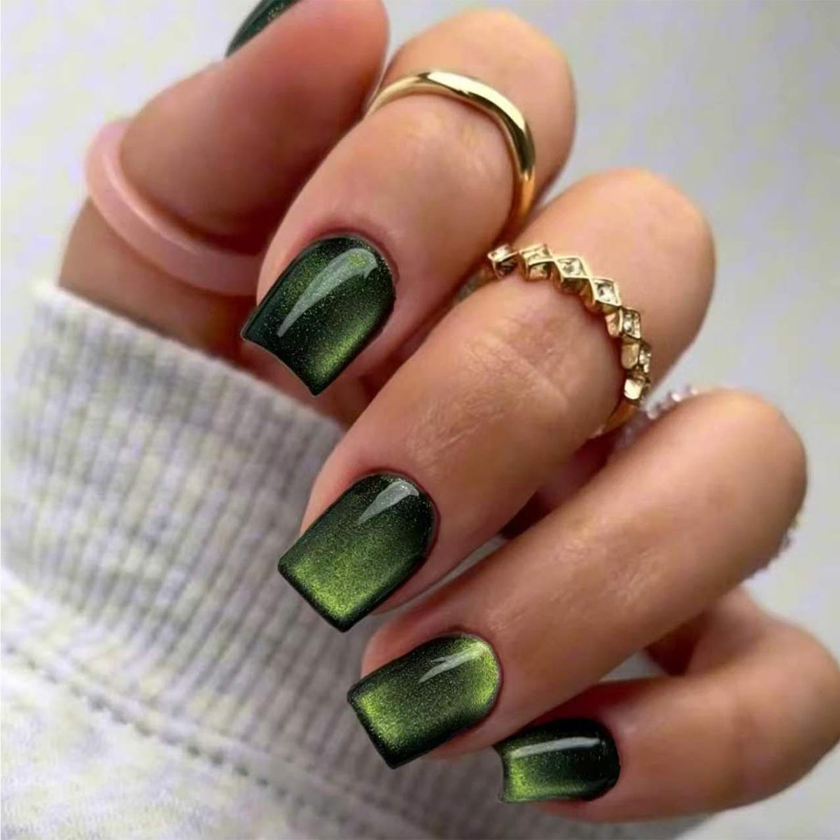 Hkanlre Short Press-On Nails Square Fake Nails Jelly Acrylic Fake Nail Finish Salon-Quality Holiday Nails 30 Nail Kit for Women