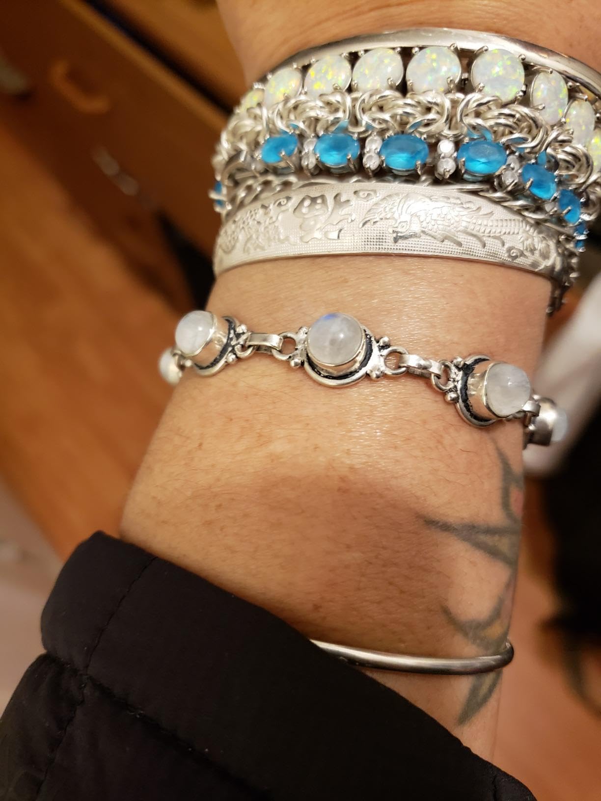 Natural Moonstone 925 Silver Plated Round Gemstone Link Bracelet for Women - White Stone June Birthstone Vintage Style Adjustable Bracelet - Handmade Gifts for Mom Wife Sister Her